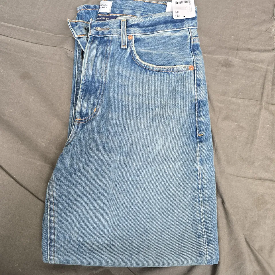 CITIZENS OF HUMANITY MIRO RELAXED JEANS – LIGHT BLUE DENIM, SIZE 27