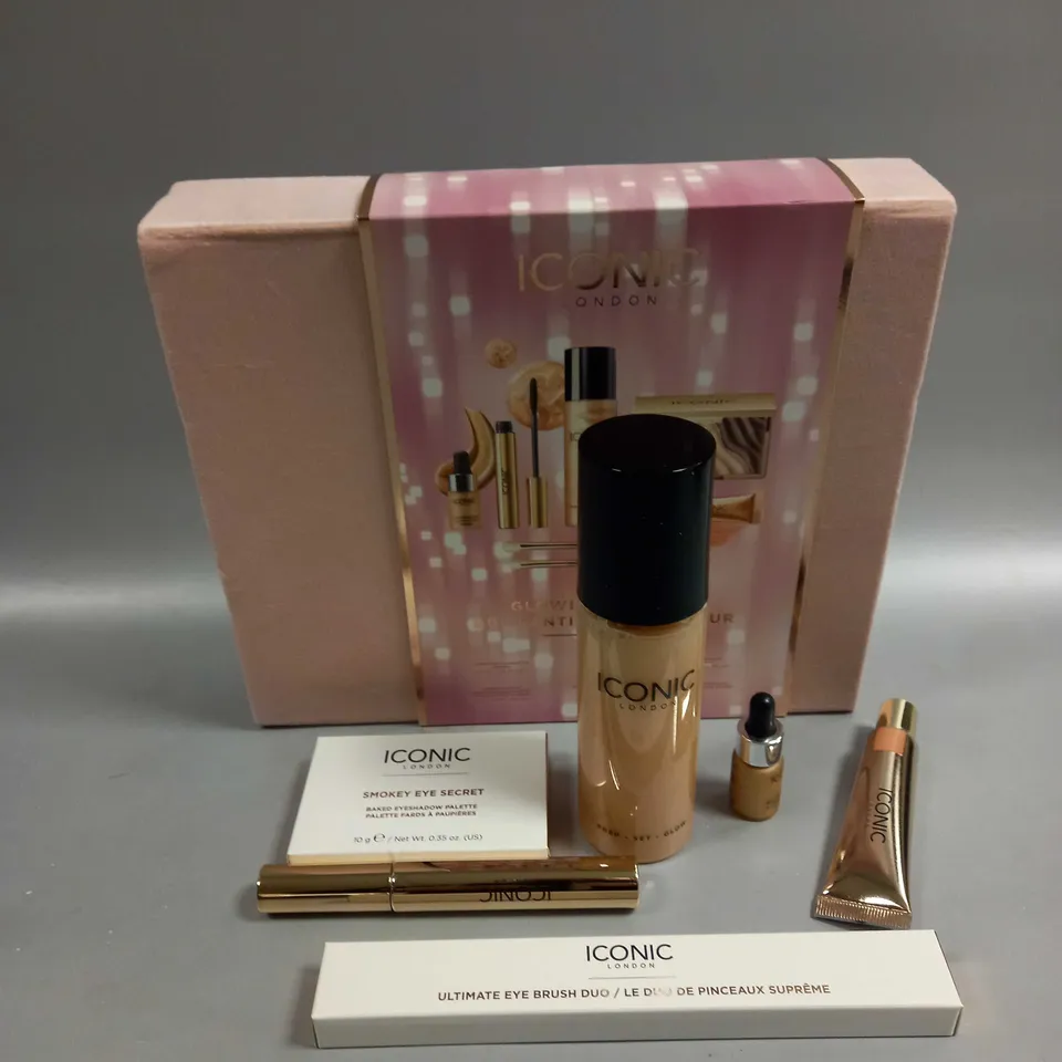 BOXED ICONIC LONDON GLOWING OUT-OUT  RRP £30