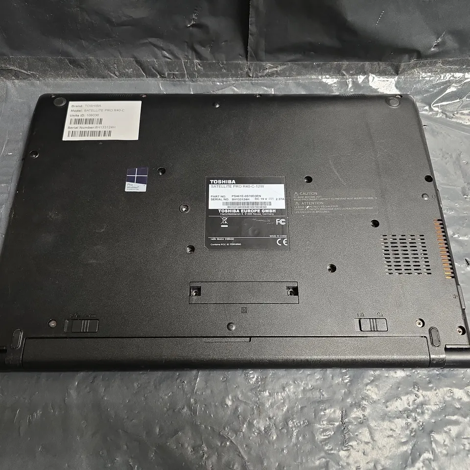 TOSHIBA SATELLITE PRO R40-C LAPTOP