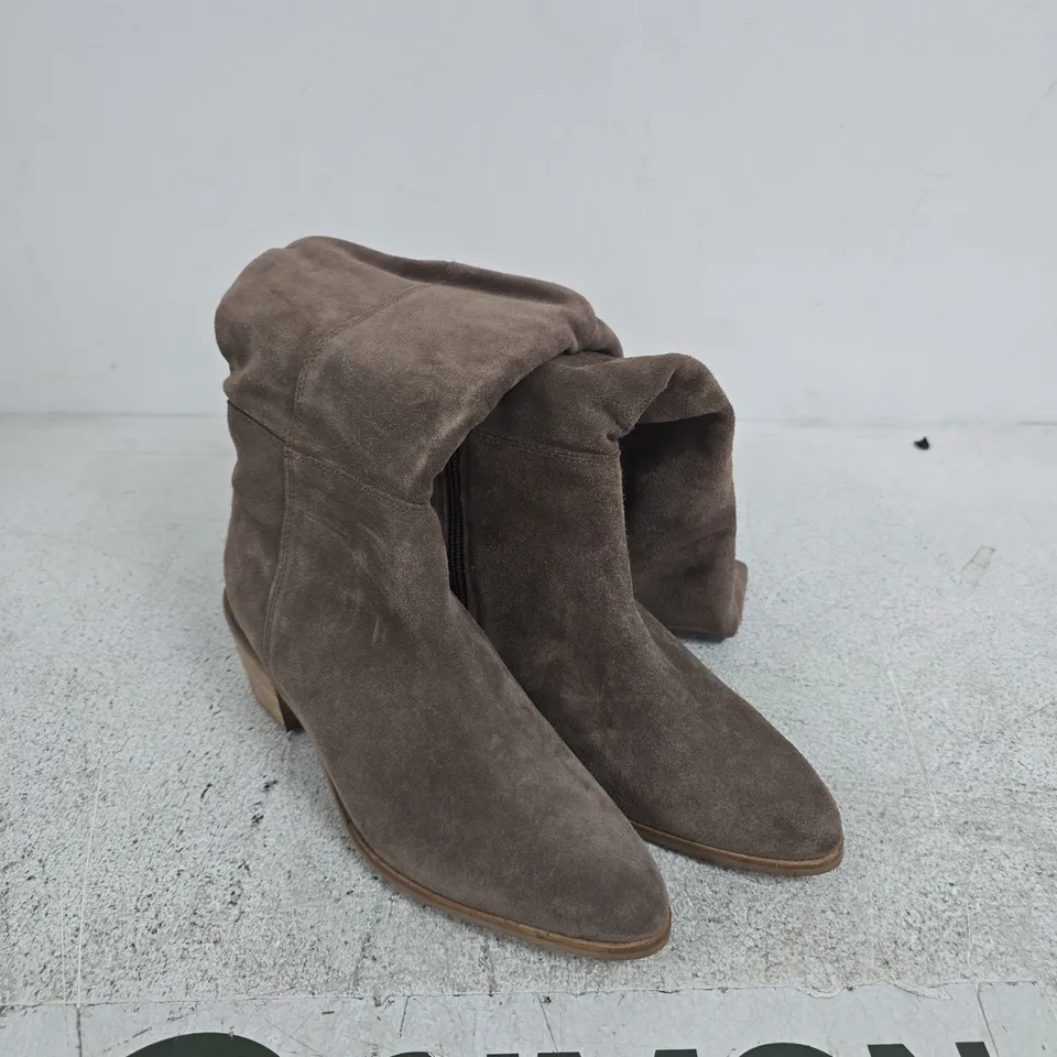 NEXT WOMEN'S BOOTS – TAUPE SUEDE, UK 8 (EU 41)