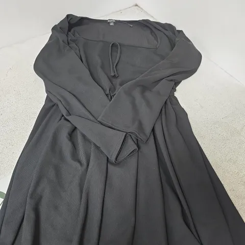 BOOHOO WOMEN'S BLACK DRESS, UK 26 (EU 54) – MADE IN MOROCCO