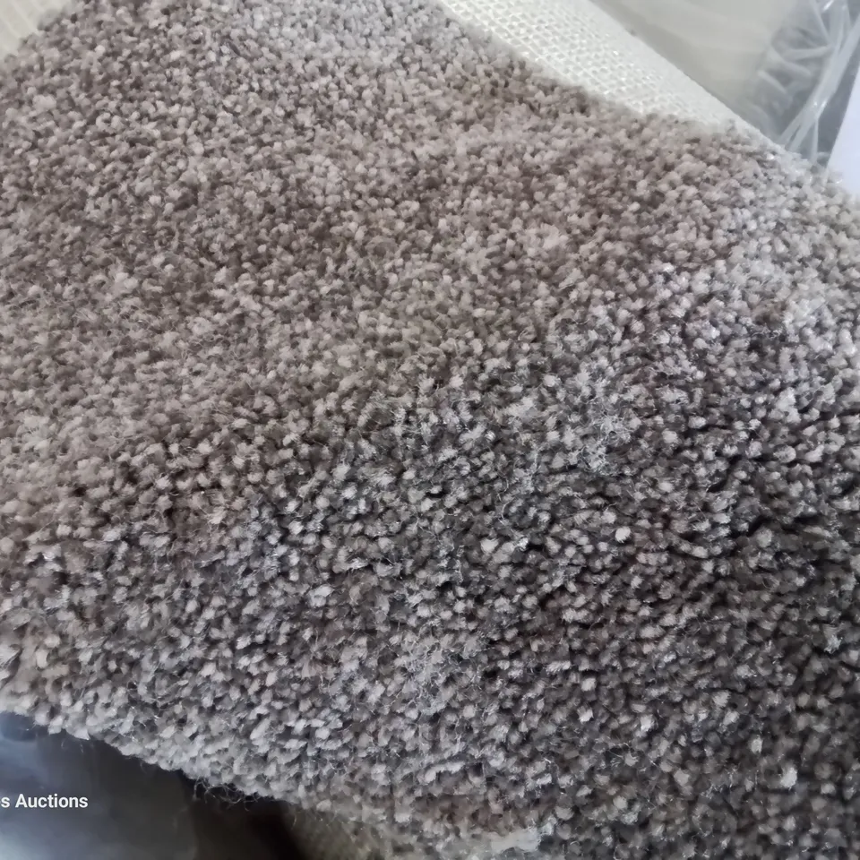 ROLL OF QUALITY IDYLLIC PARADISAL STONEWALL CARPET 5.8M × 4M