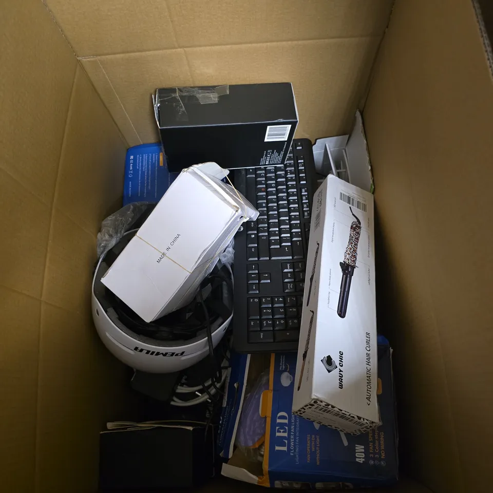 BOX OF APPROXIMATELY 20 ASSORTED ITEMS TO INCLUDE LED FLOWER FAN LIGHT, BARBER BOSS HAIR CLIPPERS, INTELLIGENT MASSAGER, WAVY CHIC HAIR CURLER, HEWLETT PACKARD KEYBOARD ETC