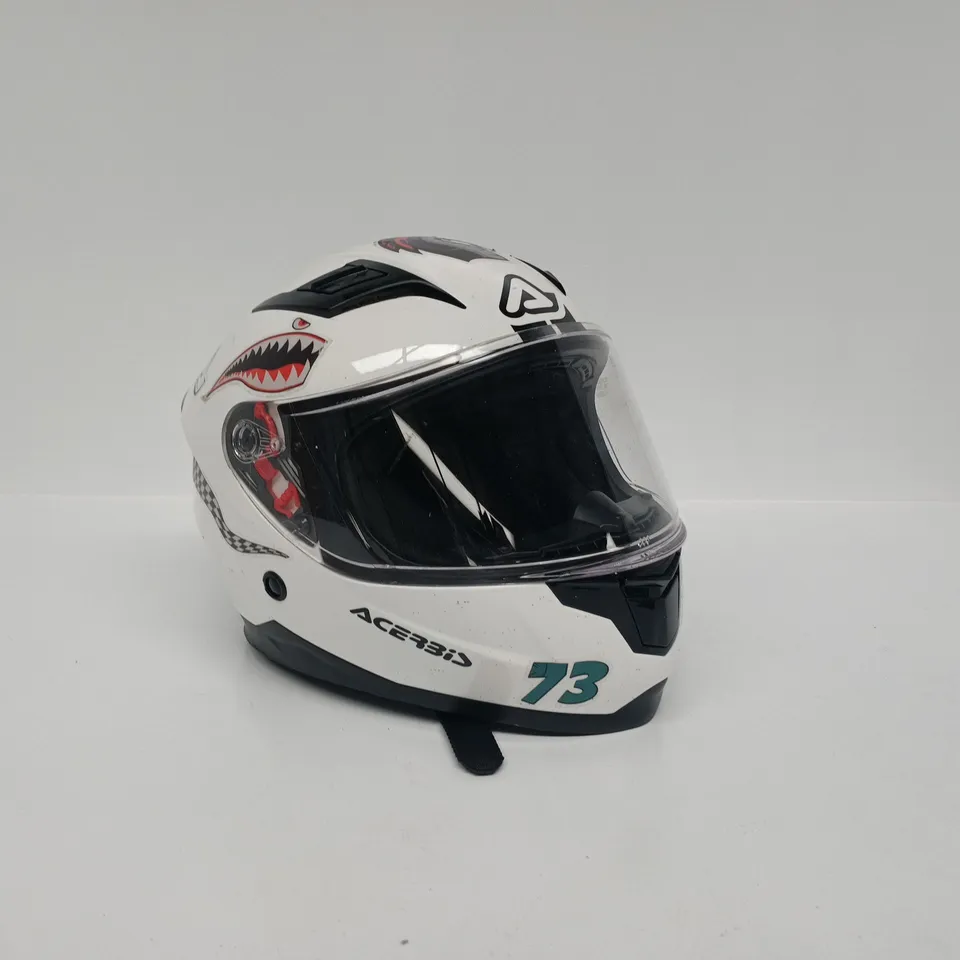 WHITE FULL-FACE MOTORCYCLE HELMET WITH NUMBER 73 AND RACING GRAPHICS SIZE YL (51-52CM)