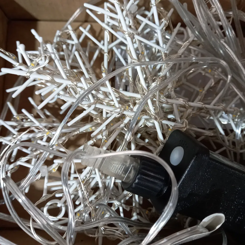 BOXED HOME REFLECTIONS MULTI FUNCTION LIGHT STRAND