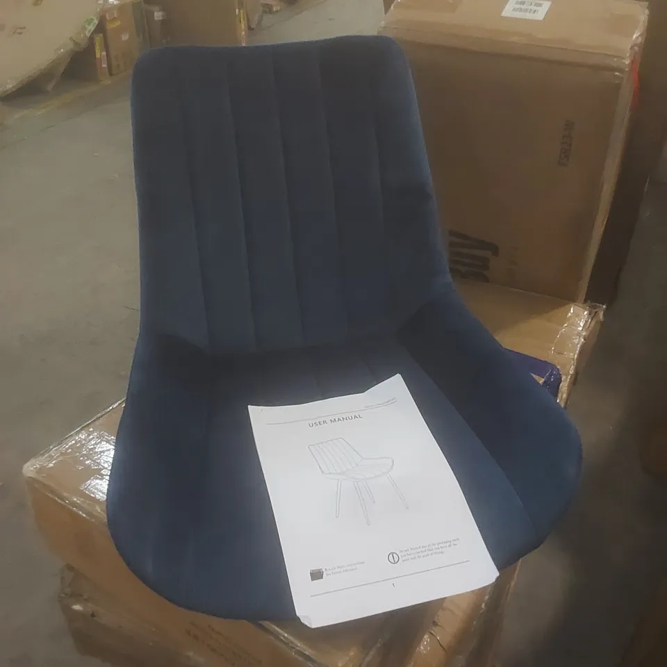 BOXED SET OF 2 DESIGNER BLUE VELVET UPHOLSTERED DINING CHAIRS 