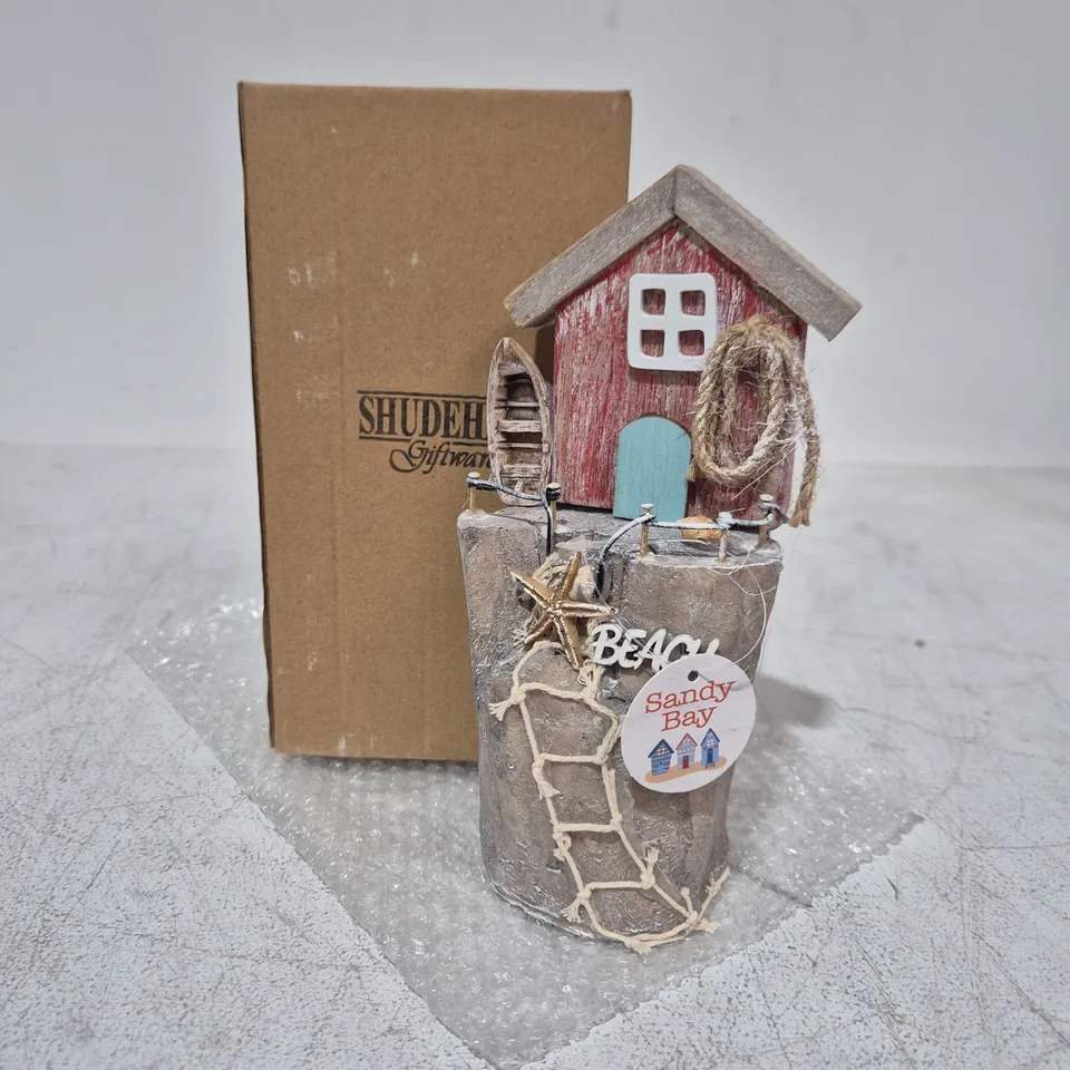 LOT OF 32 AS NEW SHUDEHILL SANDY BAY SEASIDE THEMED ORNAMENTS