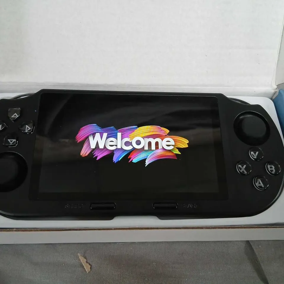 SF5000 HANDHELD GAME CONSOLE – 4.5IN IPS SCREEN – BOXED