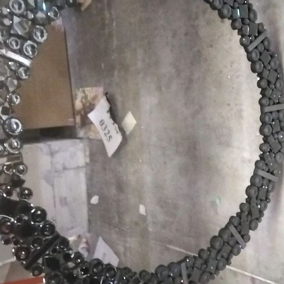 BOXED  JM WALL CLOCK 