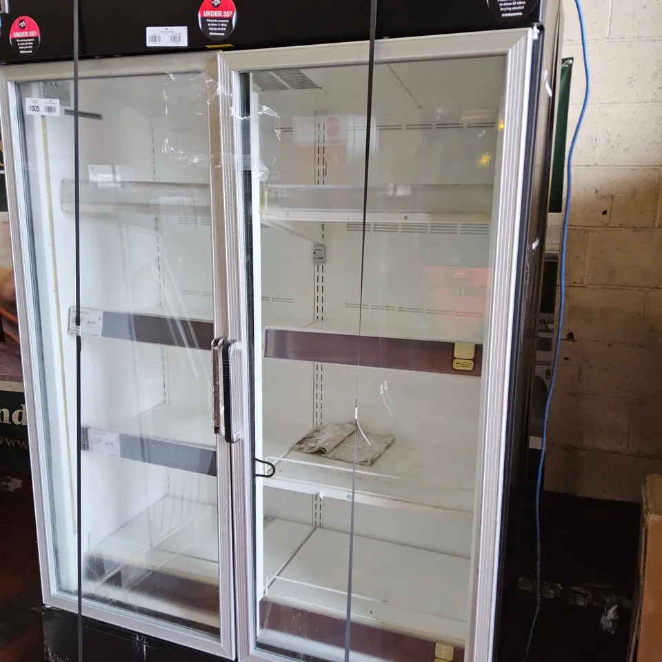 VERCO REFRIGERATED TWIN DOOR DRINKS DISPLAY CABINET Model V2CH