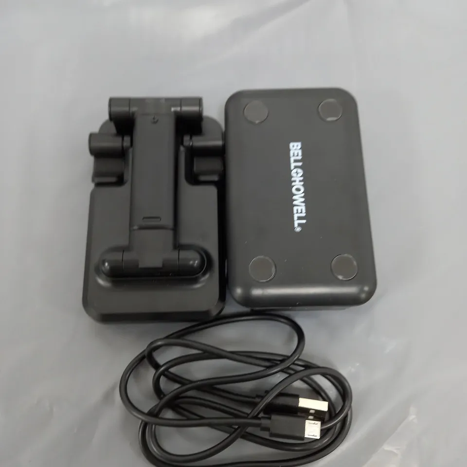 BOXED BELL & HOWELL SET OF 2 CLEVER GRIP WIRELESS CHARGING PHONE HOLDERS