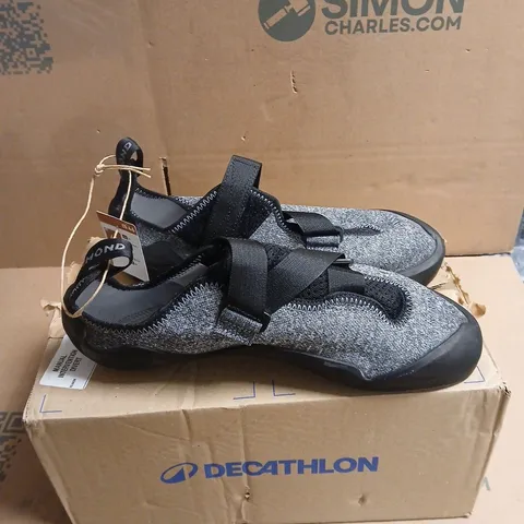 SIMOND FIRST KLIMB CLIMBING SHOES BOXED UK SIZE 11