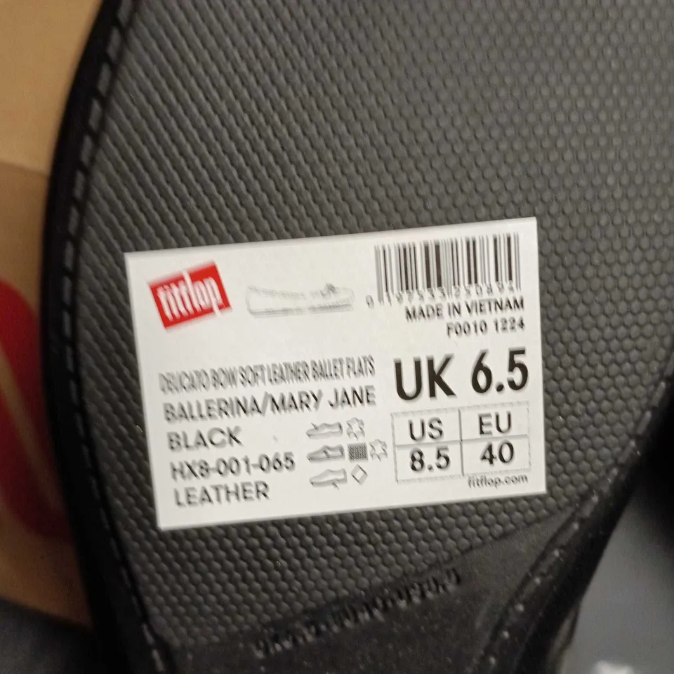 FITFLOP BLACK LEATHER BALLET FLATS WITH BOW – UK 6.5