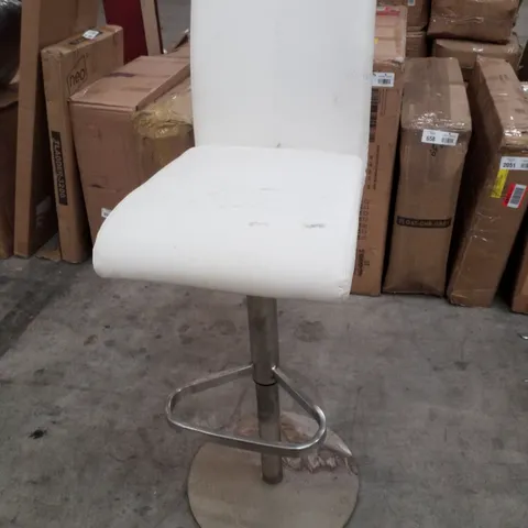 WHITE LEATHER DINING CHAIR