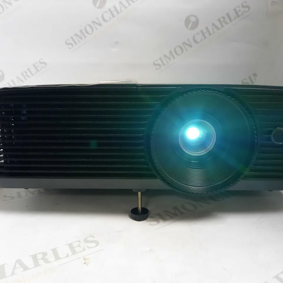 OPTOMA UHD42 4K UHD GAMING AND HOME ENTERTAINMENT PROJECTER RRP £1199.99