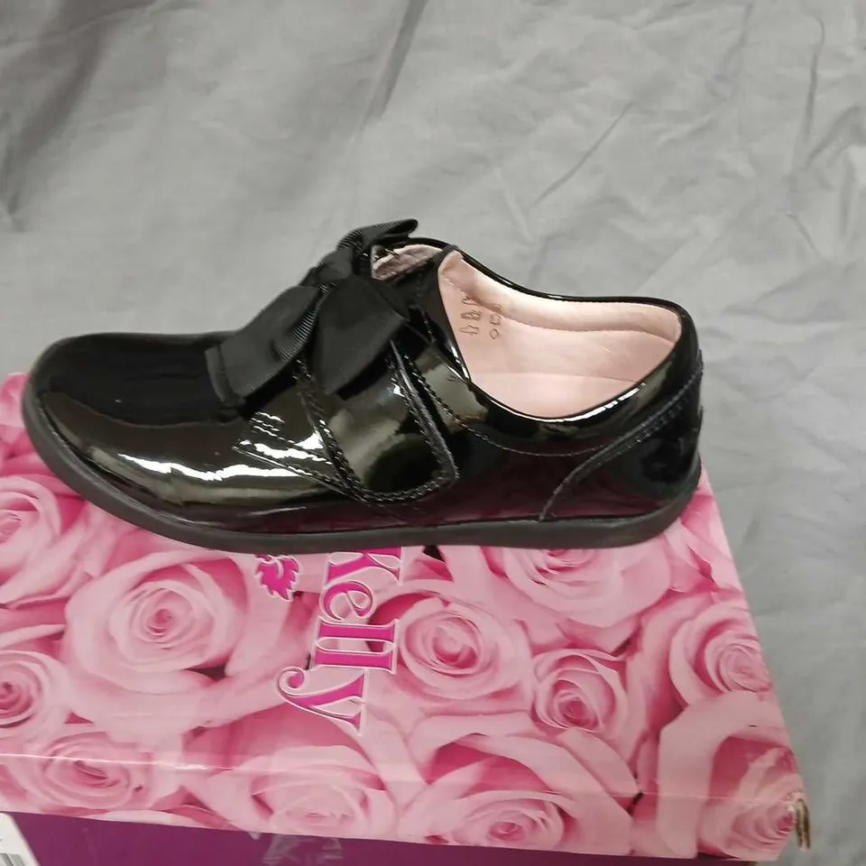 LELLI KELLY BLACK PATENT BOW SHOES – GIRLS (EU 33)