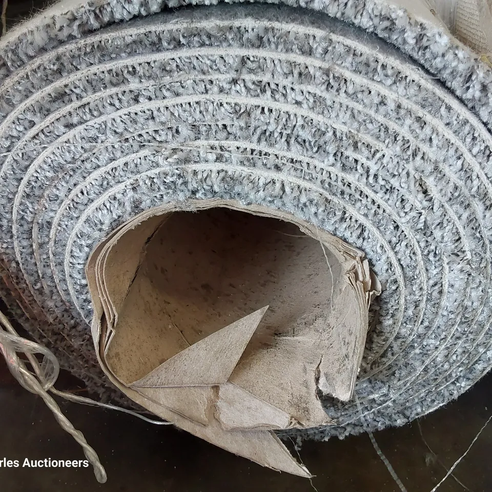 ROLL OF QUALITY TUDOR TWIST REGAL SEAL CARPET 4M × 4M APPROXIMATELY 