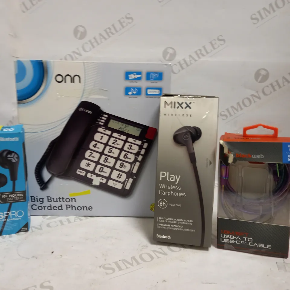 LOT OF APPROXIMATELY 20 ELECTRICAL ITEMS, TO INCLUDE EARPHONES, CHARGER, ETC