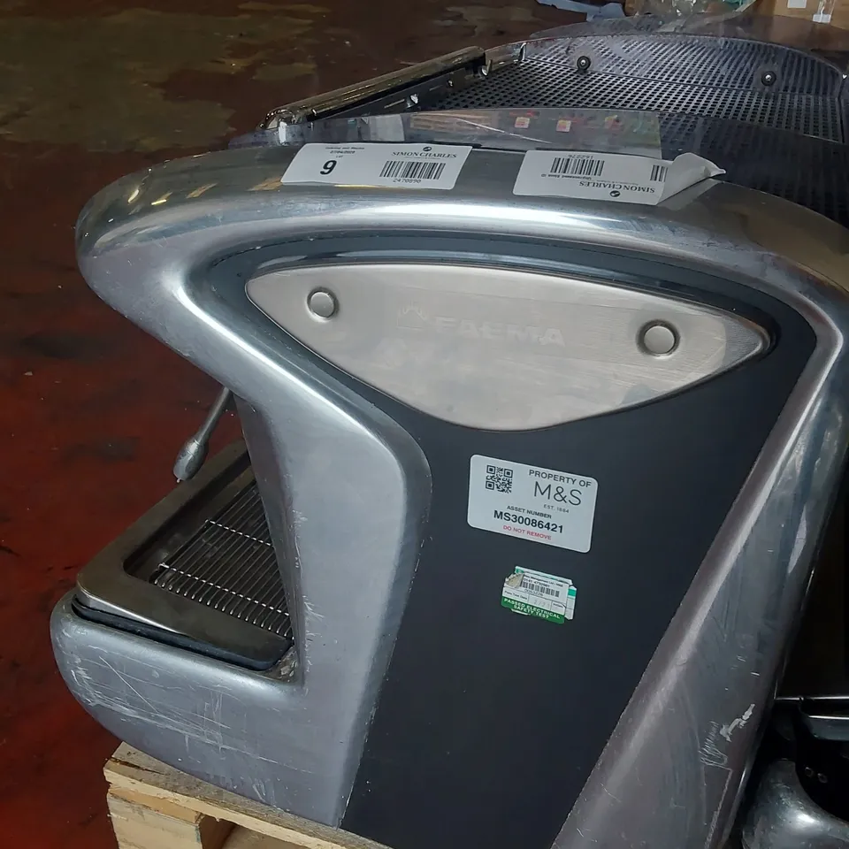 TRADITIONAL FAEMA EMBLEMA COFFEE MACHINE