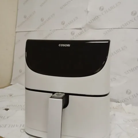 COSORI AIR FRYER 1700W MAX XXL 5.5L DIGITAL TOUCHSCREEN - WHITE