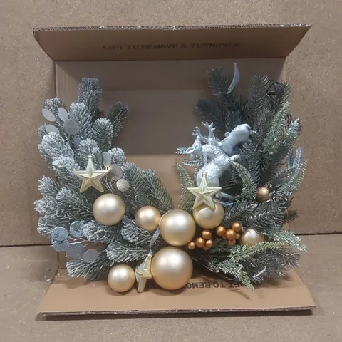 BOXED MOON SHAPED CHRISTMAS WREATH WITH REINDEERS AND STARS