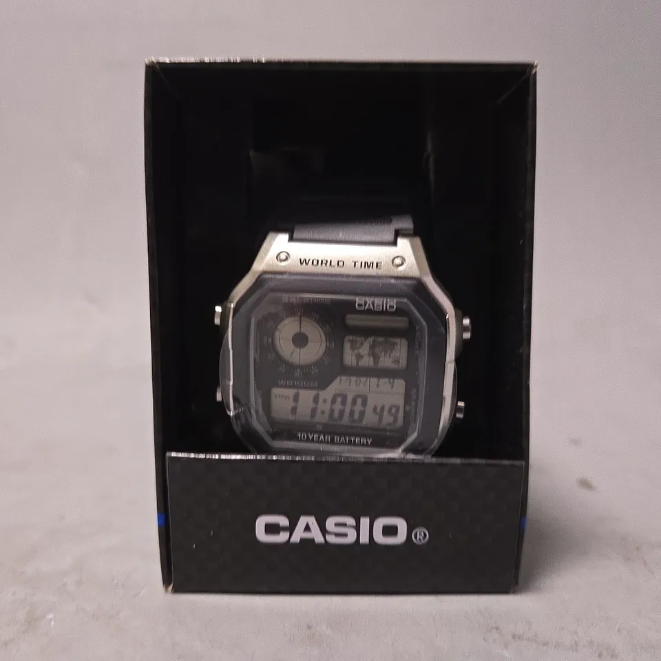 BOXED CASIO WORLD TIME 5 ALARMS DIGITAL WATCH