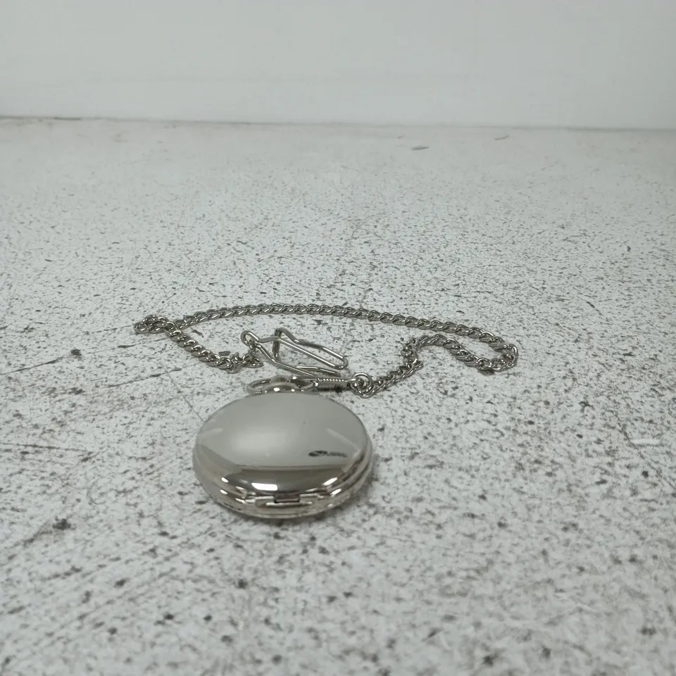 POCKET WATCH ON CHAIN – QUARTZ, SILVER-TONE