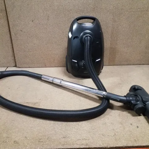 AEG 5000 SERIES BAGGED CYLINDER VACUUM CLEANER - BLACK