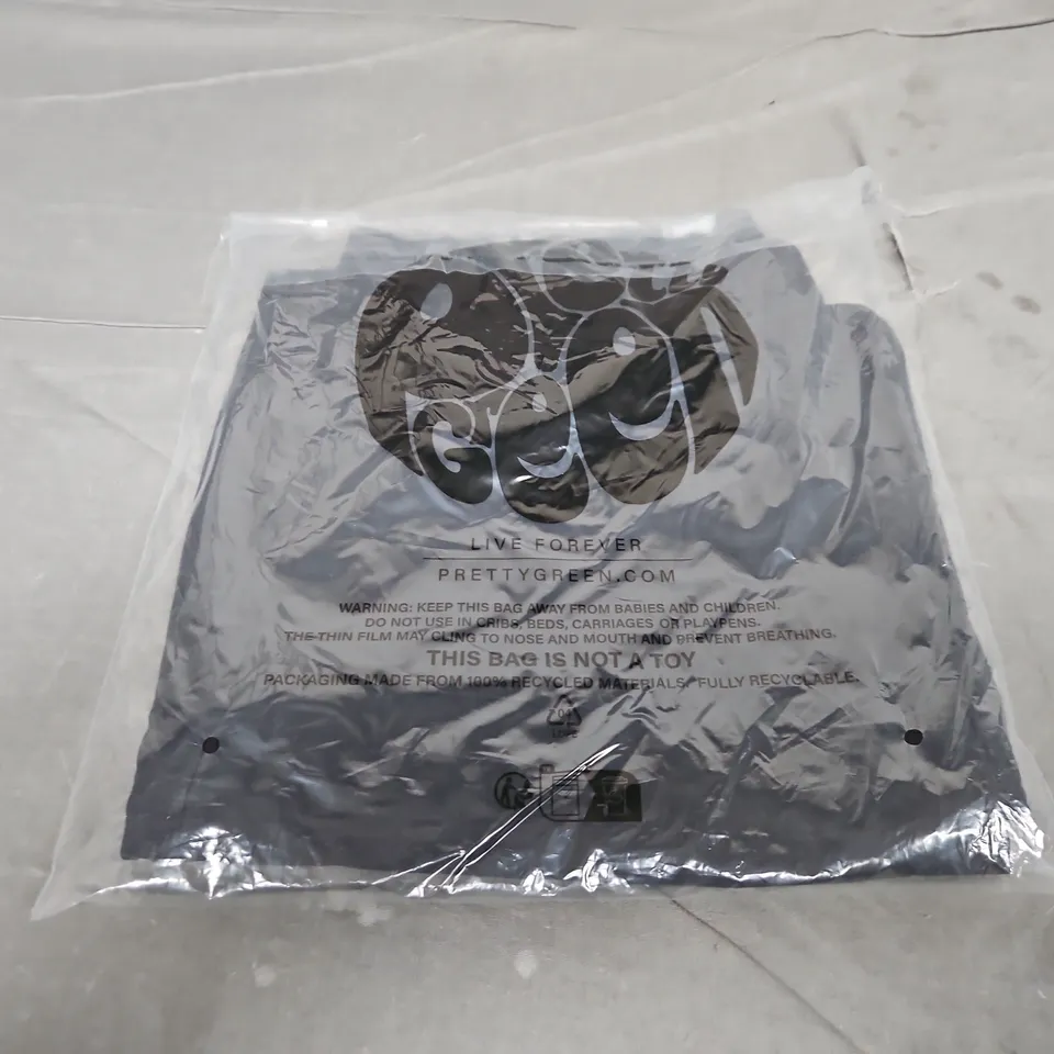 BAGGED PRETTY GREEN STAMFORD CARPENTER SHORTS - SIZE W38