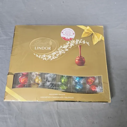 SEALED LINDT ASSORTED CHOCOLATEW TRUFFLES TRAY