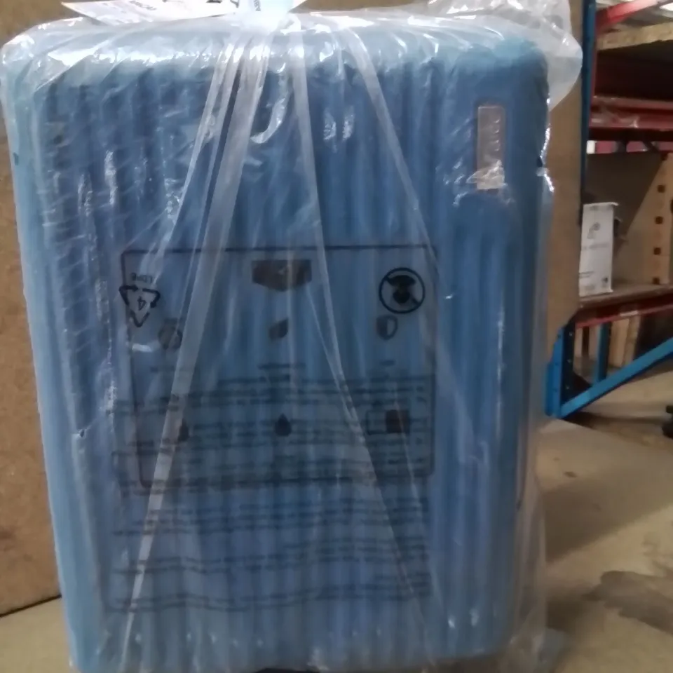 LUGG VACAY TRAVEL SUITCASE BLUE