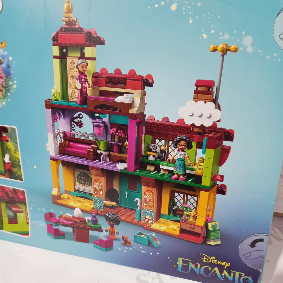 LEGO DISNEY ENCANTO 43202   6+  RRP £44.99