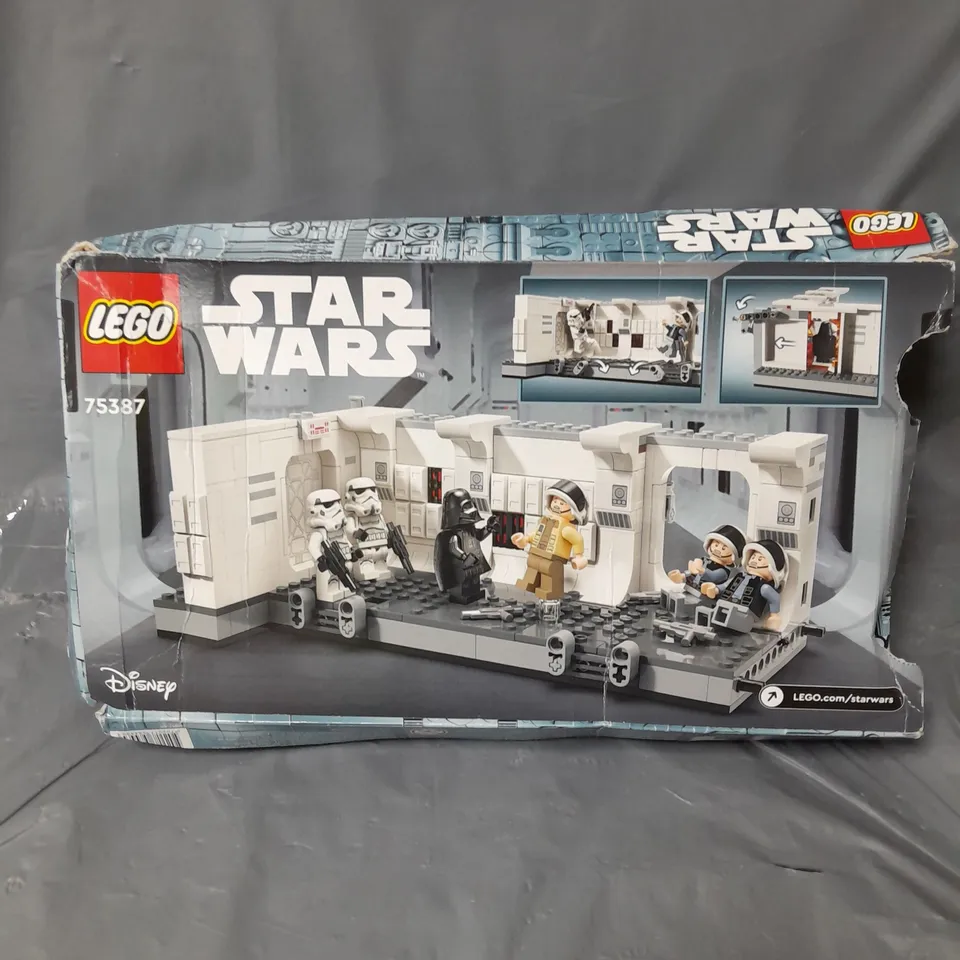 BOXED LEGO STAR WARS BOARDING THE TANTIVE IV - 75387 RRP £49.99