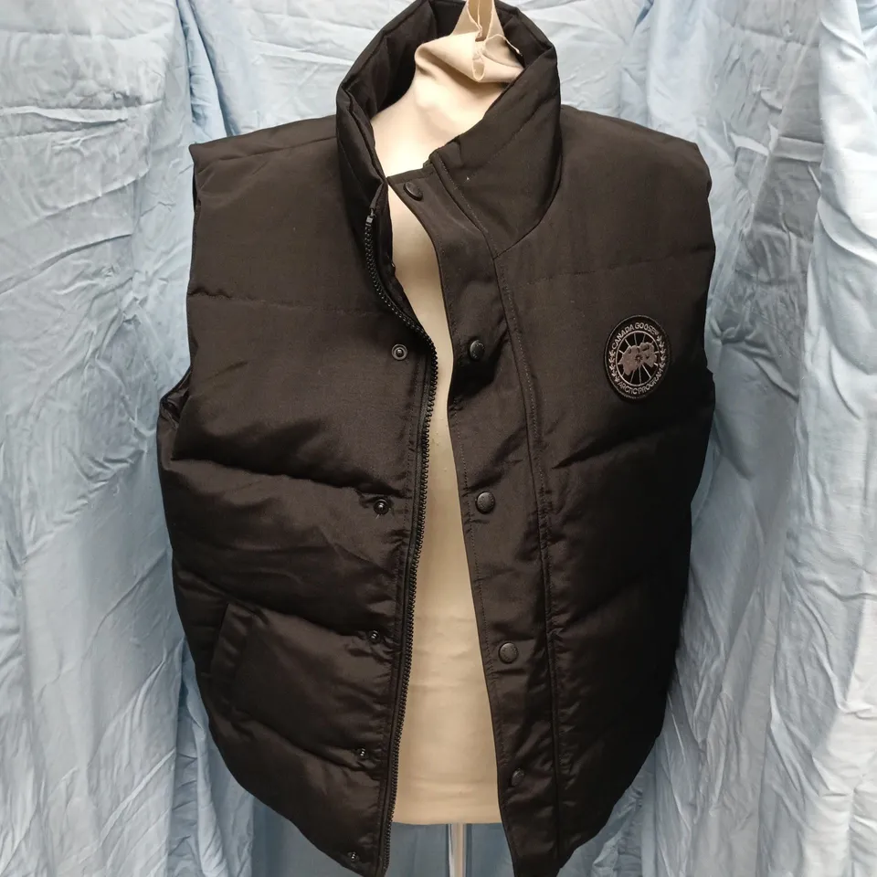 CANADA GOOSE BLACK PUFFER GILLET – SIZE M (175/88Y)