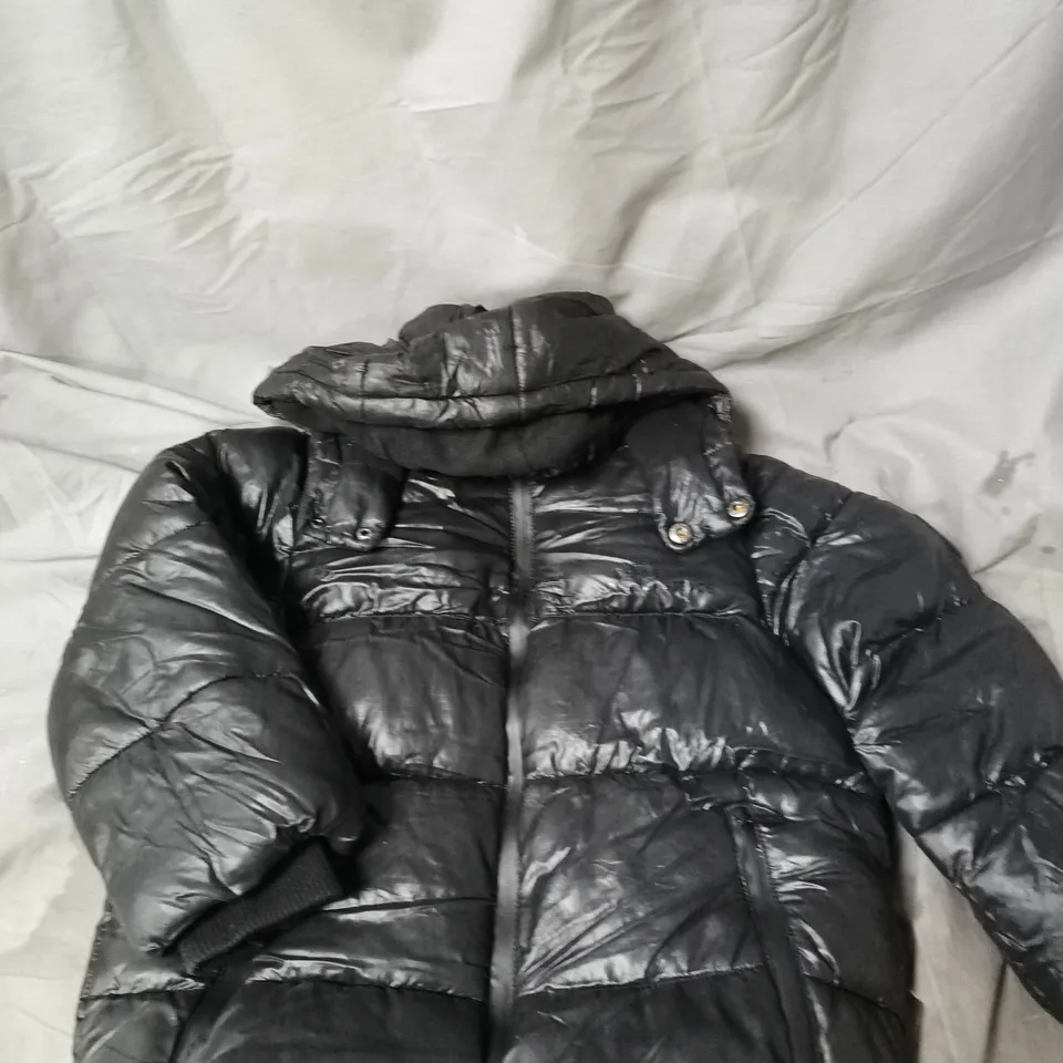 RIVER ISLAND BLACK PUFFER JACKET WITH HOOD AGE 5-6 YEARS
