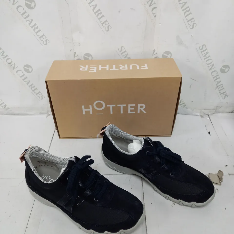 BOXED PAIR OF HOTTER CUSHION + LEANNE II WIDE UK 7