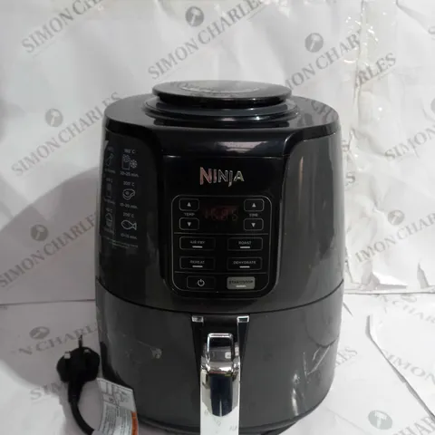 NINJA AIR FRYER 3.8L AF100UK