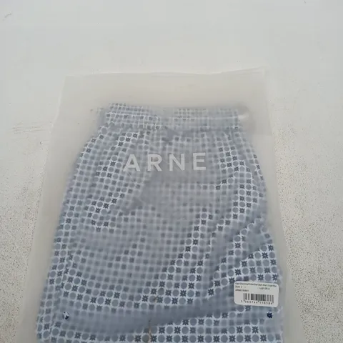 ARNE CAPRI DRAWSTRING PRINTED SHELL SWIM SHORT – LIGHT BLUE, UK L