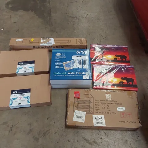 PALLET OF ASSORTED ITEMS INCLUDING: UNDERSINK WATER FILTRATION, RETRACTABLE GATE, SHOE RACK, FLOOD MATS, CANVAS PRINTS ECT