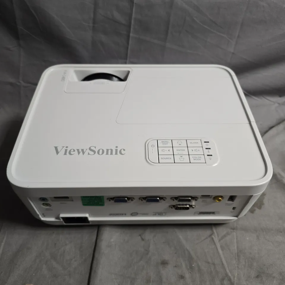 VIEWSONIC PROJECTOR 