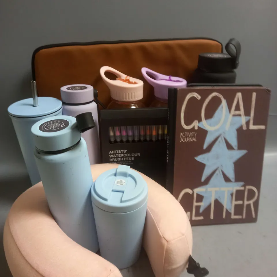 BOX OF APPROXIMATELY 15 ASSORTED HOUSEHOLD ITEMS TO INCLUDE BOTTLES, NECK PILLOW AND LAPTOP CASE ETC