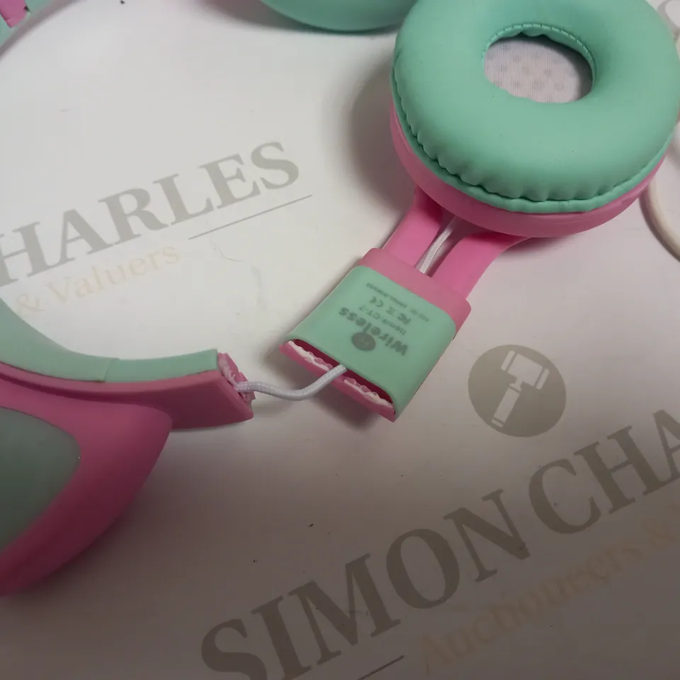 AIWBO CAT WIRELESS HEADPHONES - PINK/GREEN