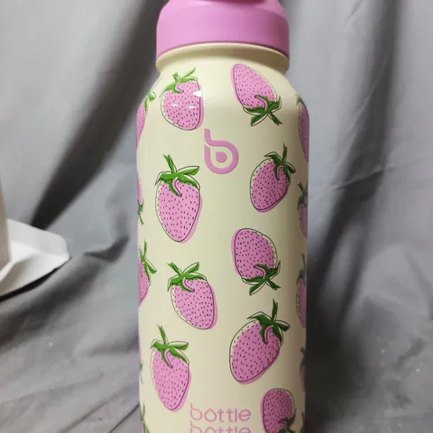Bottle Bottle ' Water Bottle – Strawberry Pattern, Pink Lid