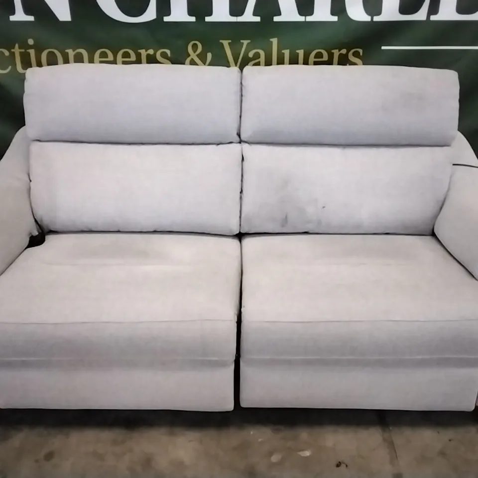 QUALITY BRITISH DESIGNED & MANUFACTURED G PLAN LIGHT GREY FABRIC ELECTRIC RECLINING 2 SEATER SOFA