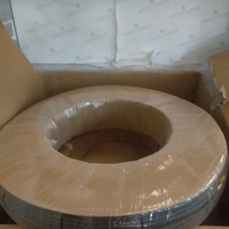 BOXED 2X AQUASEAL DOOR WINDOW FRAME SEAL 500M - BLACK