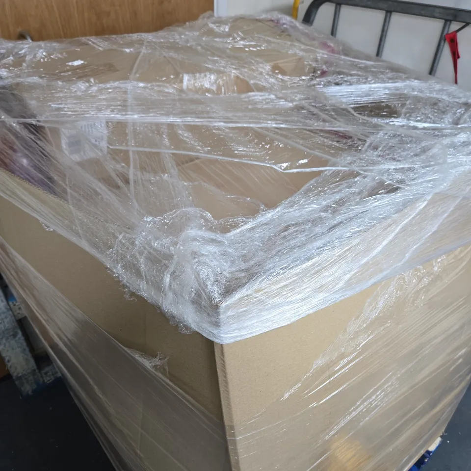 PALLET CONTAINING APPROXIMATELY 107 BRAND NEW EVIL QUEEN CUDDLE CUSHIONS