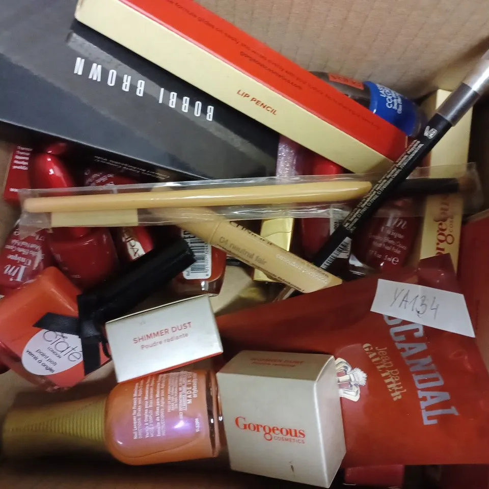 APPROXIMATELY 30 ASSORTED COSMETICS TO INCLUDE CLARINS LIPSTICK, ORLY FRENCH MANICURE, CIATE PAINT POT, PUPA NAIL POLISH