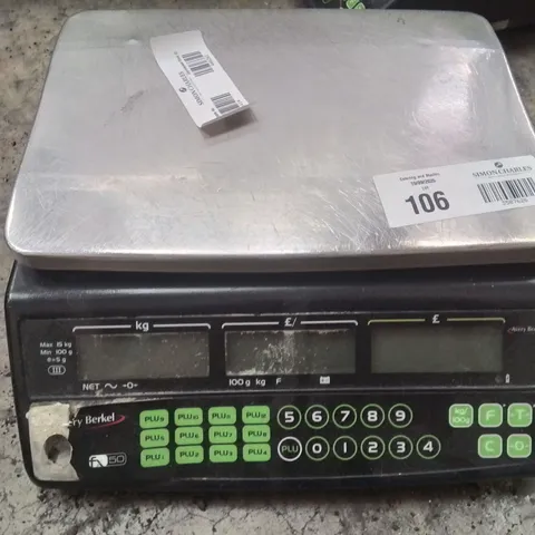 AVERY BERKEL FX50 RETAIL SHOP WEIGHING SCALE. 