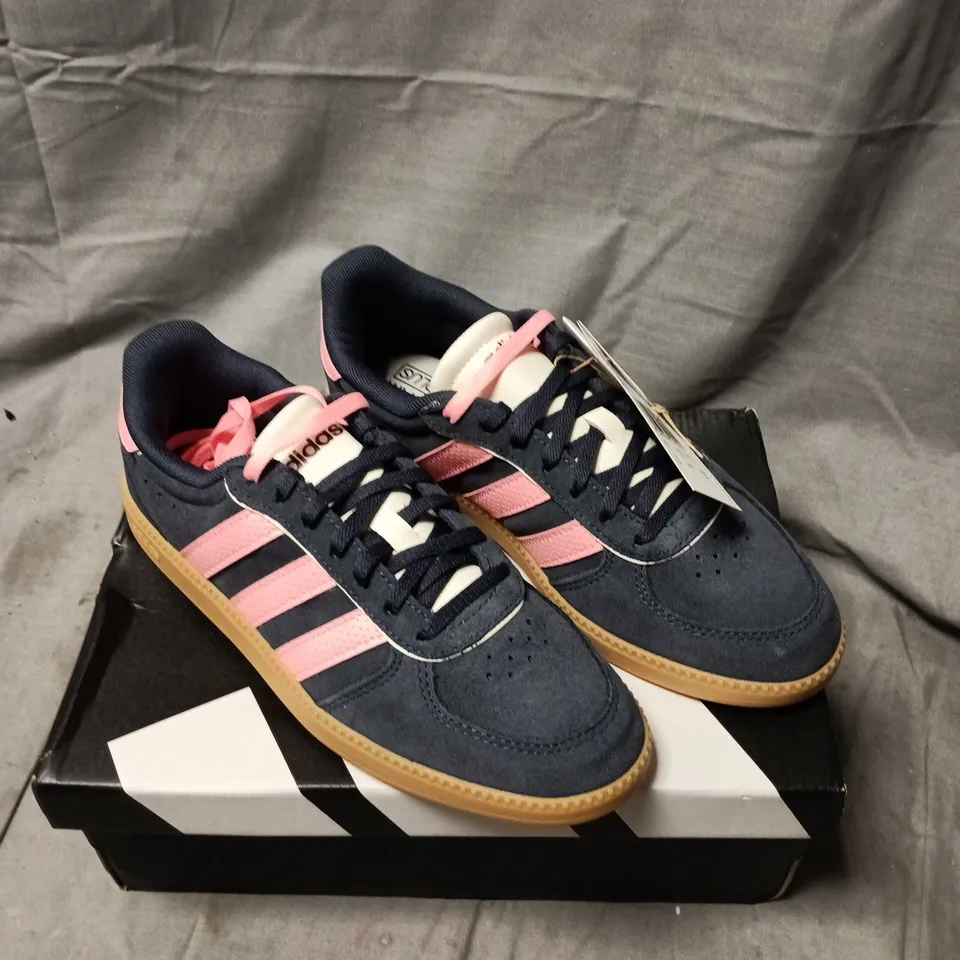 ADIDAS NAVY BLUE & PINK SUEDE SNEAKERS – KIDS SIZE 4.5 BOXED