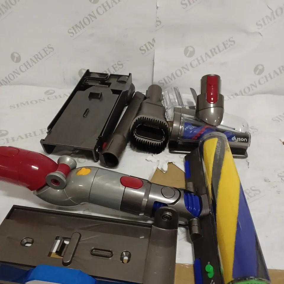 DYSON CORDLESS VACUUM CLEANER  